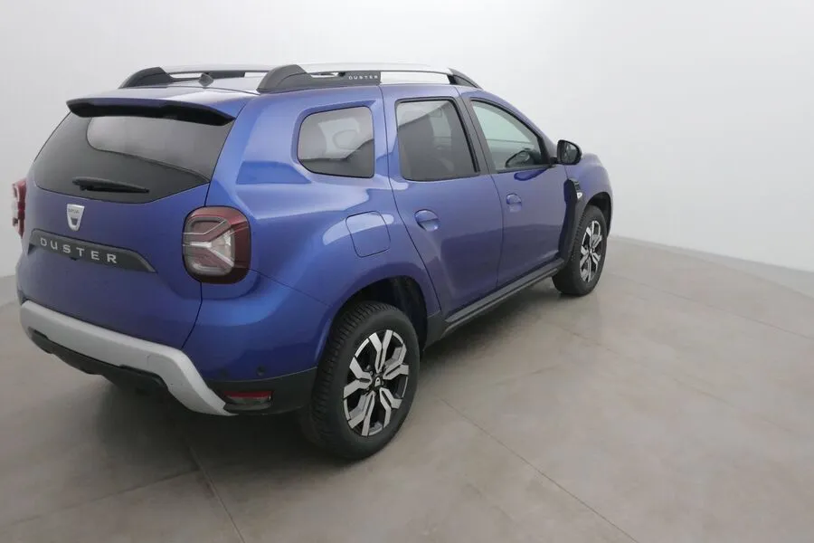 Dacia DUSTER 1.3 TCe 150 PRESTIGE PLUS 4X4 Image 4