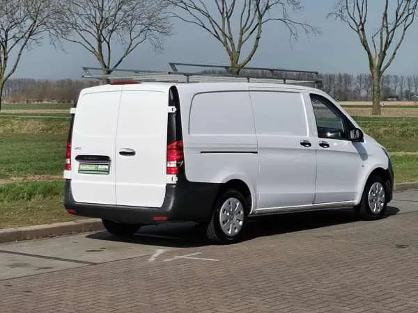 Mercedes-Benz Vito 114 CDI Image 3