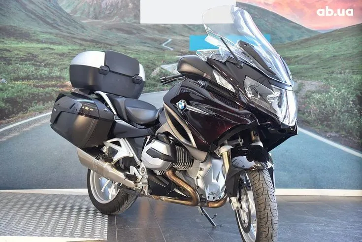 BMW R Image 1